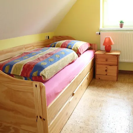 In Gross Stroemkendorf, Cleaning Included Apartment