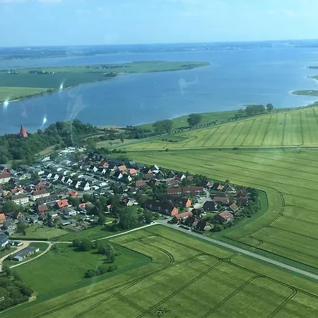 Apartment In Gross Stroemkendorf, Cleaning Included